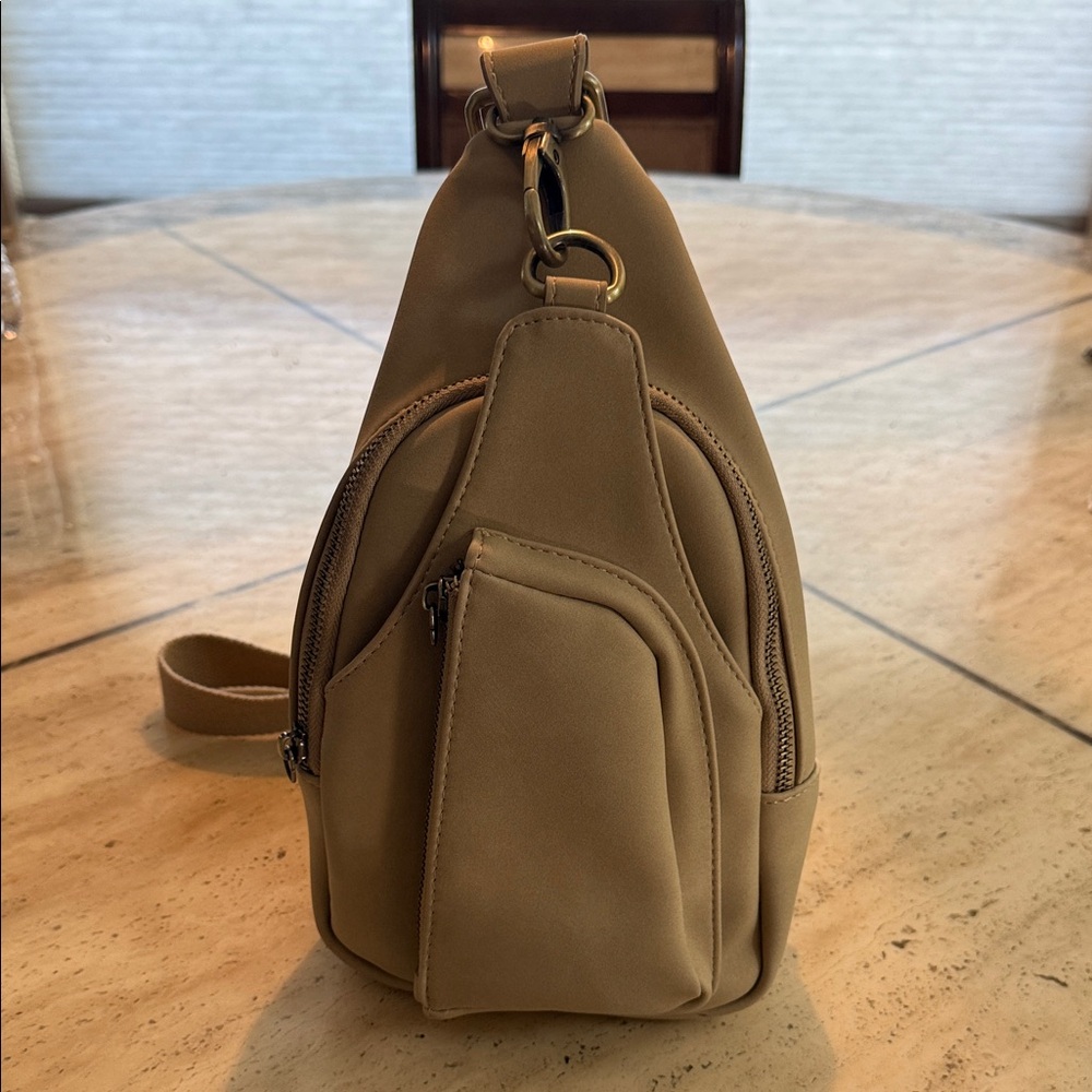 Antik Kraft Tan Crossbody Bag